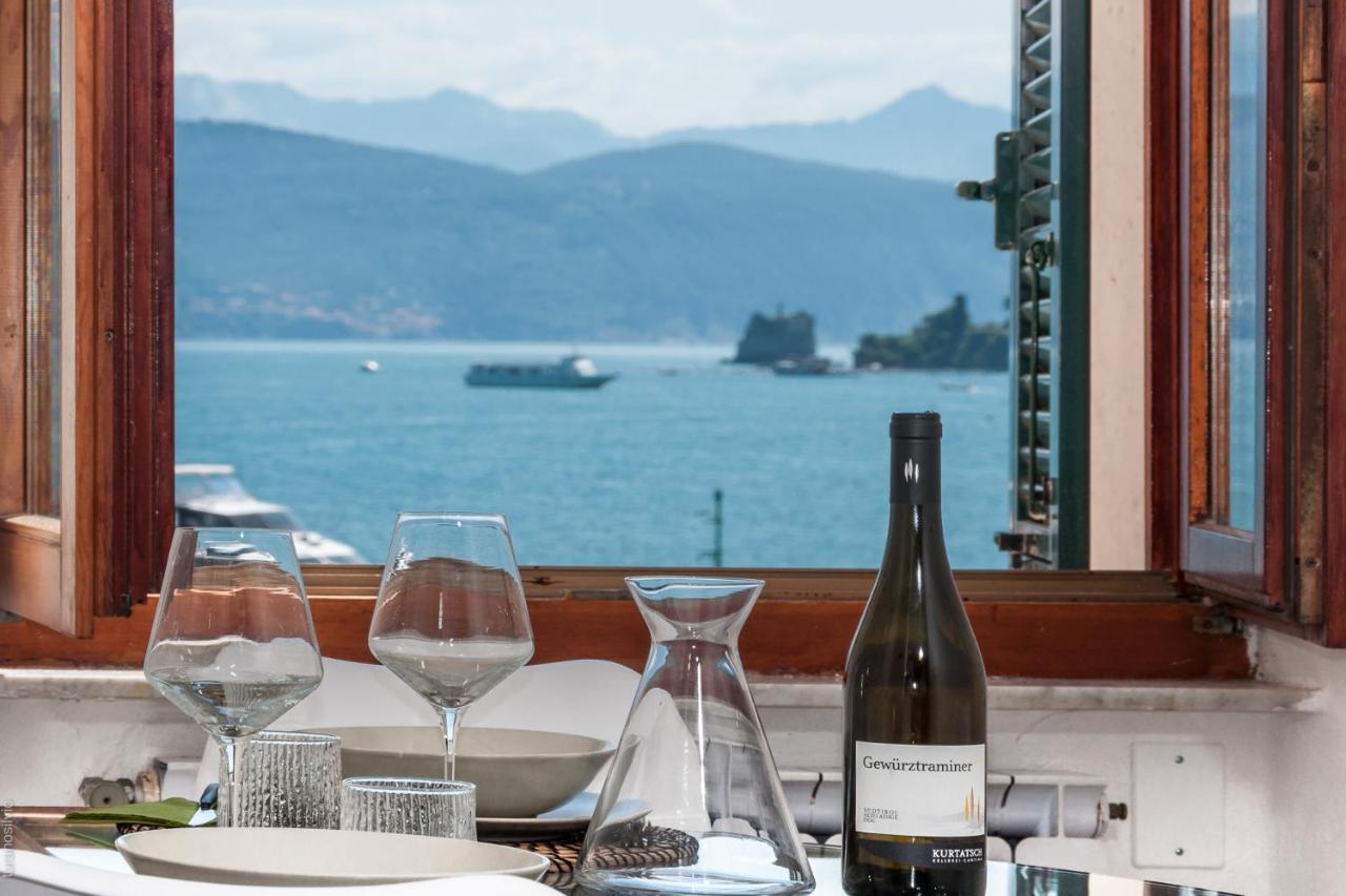 Sea View Apartment In Front Of The Sea 포르토베네레 외부 사진